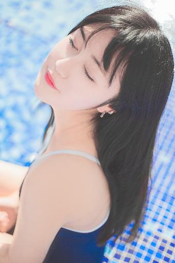 善良的女秘书的目的